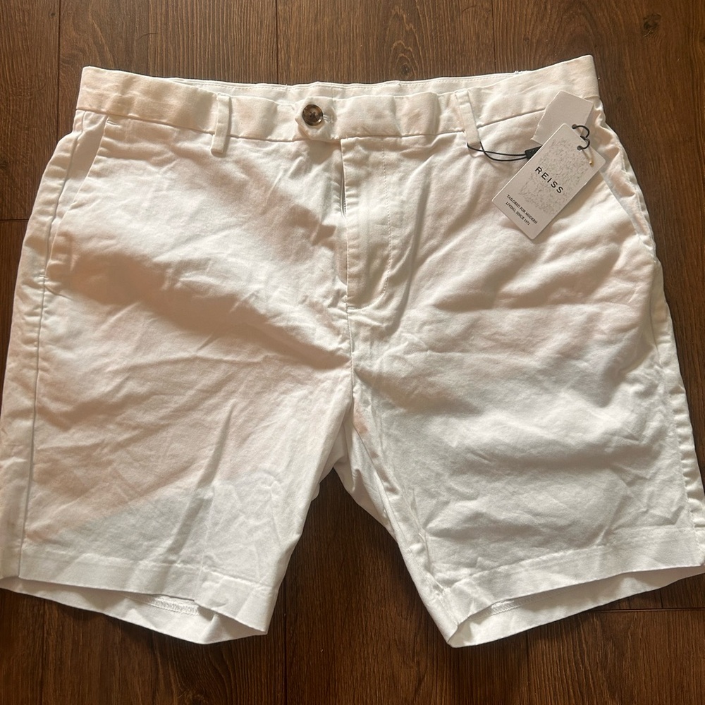 Reiss White Flat Front Shorts Lightweight Casual